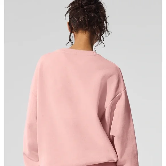 NWT limited, sold-out color ALO Yoga Accolade pullover in pink quartz size M - Picture 4 of 8